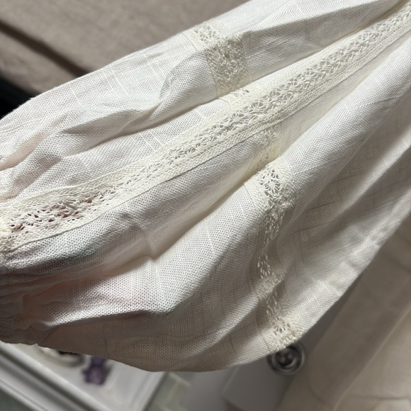 UPDATED! 🤍😍 Spell Milla Gown NWT Sz M Color: cream/white! 🤍😍 - Picture 11 of 16